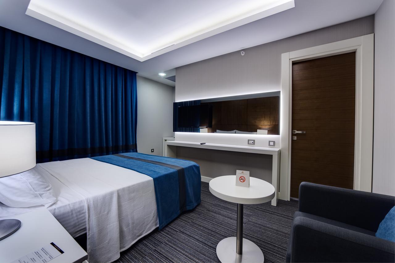 The Monard Hotel Мерсин Екстериор снимка