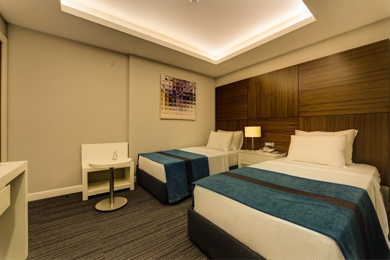 The Monard Hotel Мерсин Екстериор снимка