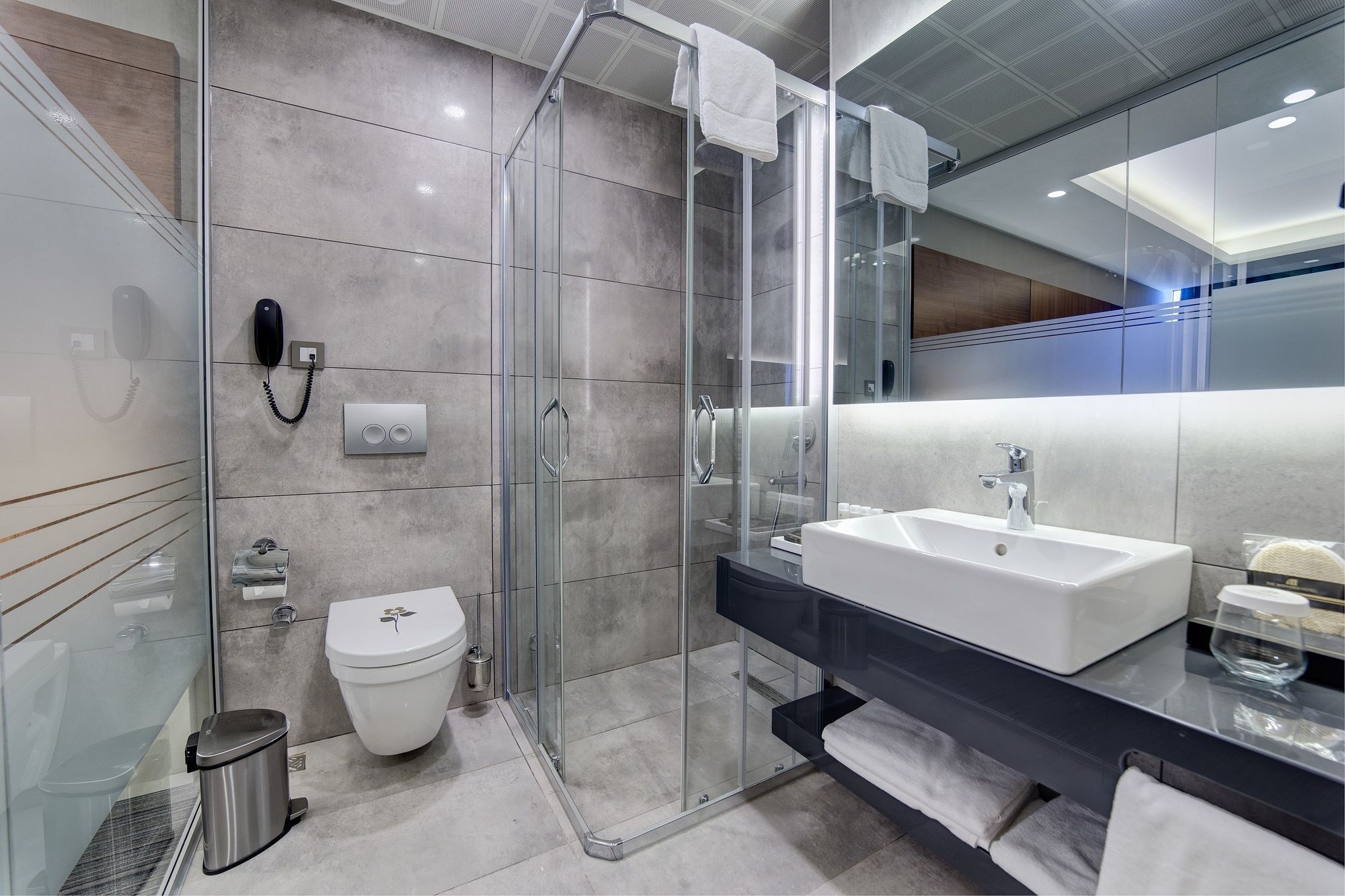 The Monard Hotel Мерсин Екстериор снимка